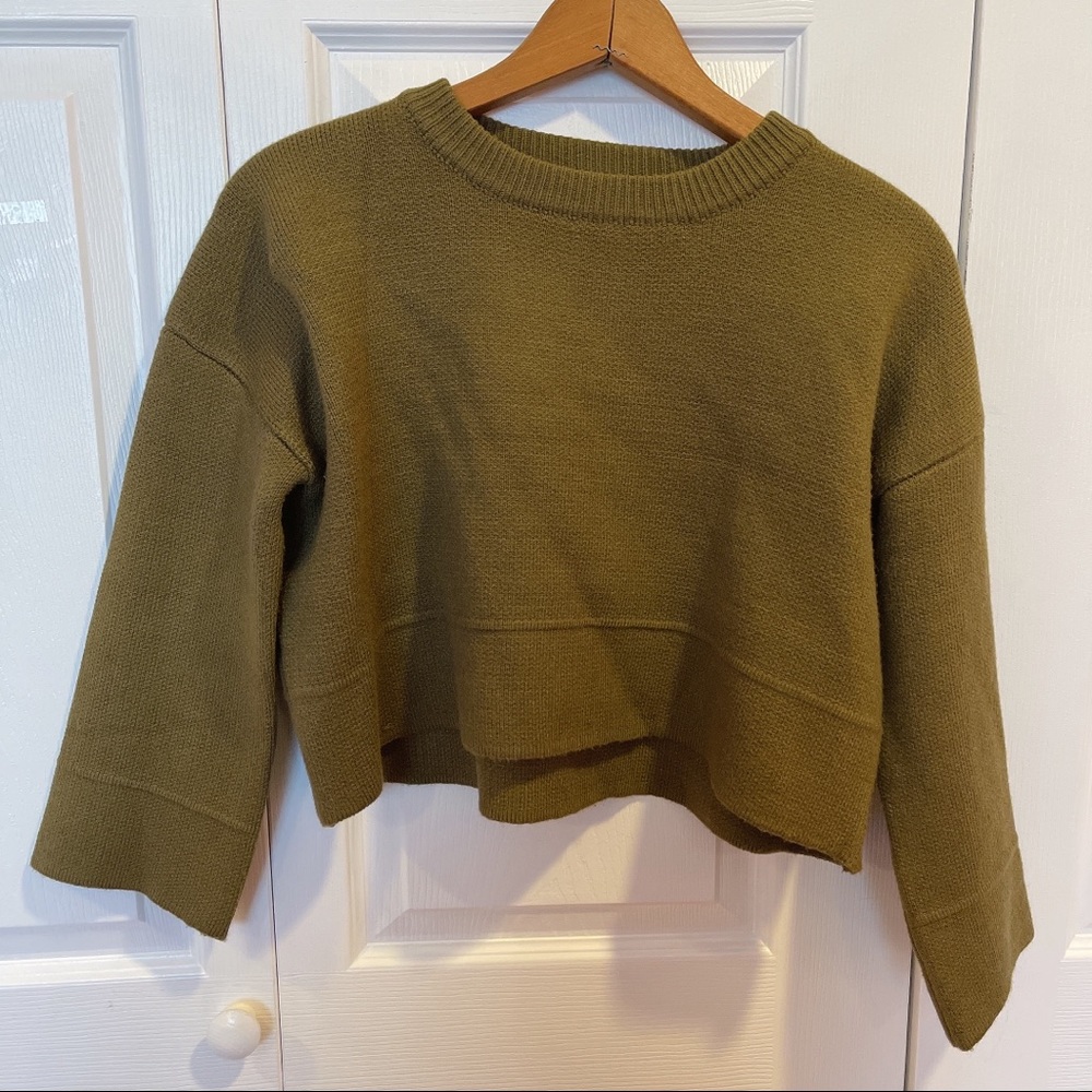 Shaci the Label Sweater